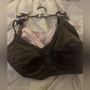 Two Gloria Vanderbilt bras